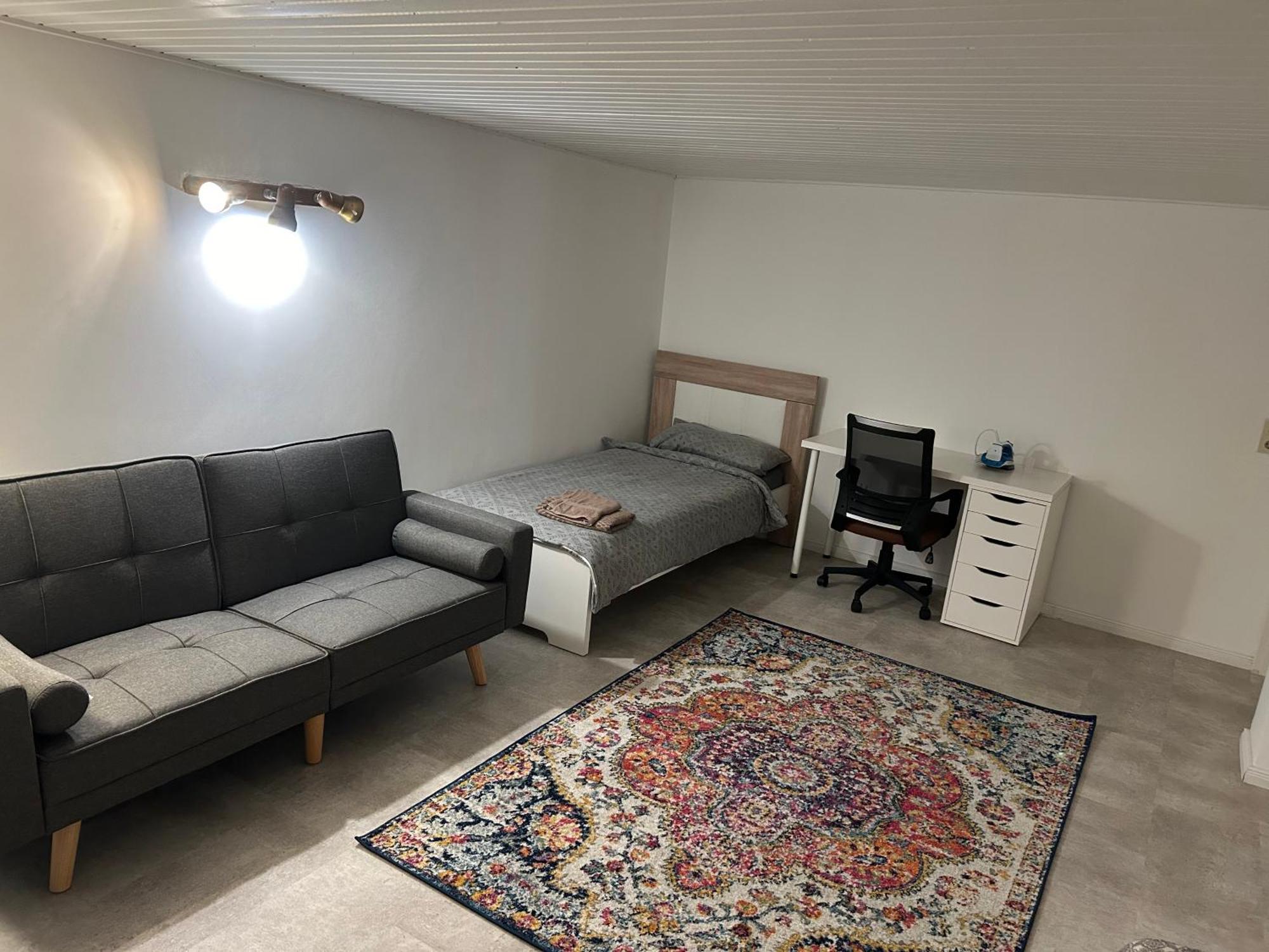 Souterrain Wohnung In Der Naehe Vom Duesseldorfer Flughafen Ratingen Buitenkant foto